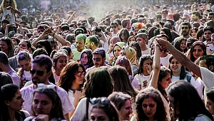 SOKAĞA ÇIKMA YASAĞINDAKİ GENÇLERE İSTİSNALAR GETİRİLDİ