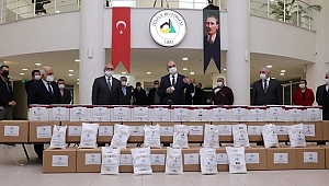 DÜZCE BELEDİYESİ FABRİKALARA MASKE DAĞITIMINA BAŞLADI