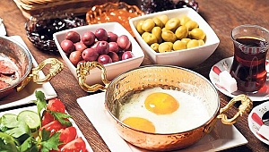 RAMAZAN SONRASI BESLENMEYE DİKKAT!