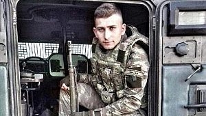 DÜZCELİ UZMAN ÇAVUŞ BİRLİĞİNE DÖNERKEN HAYATINI KAYBETTİ