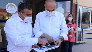 VALİ BAŞKAN OMUZ OMUZA