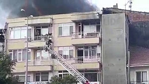 ÇATI YANGINI KORKUTTU