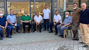 SİYASETÇİ BÖYLE YAPARSA..