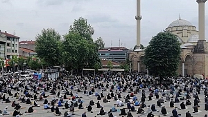 CEDİDİYE CAMİ MEYDANI