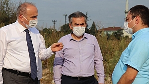 FARUK ÖZLÜ, EĞİTİMDE VEKİLLERİN YAPAMADIĞINI YAPIYOR