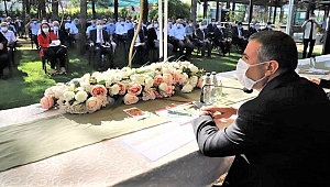 VALİ VE MUHTARLAR KORONA TEDBİRLERİ İÇİN TOPLANDI