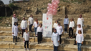 BALONLAR MEME KANSERİNE FARKINDALIK İÇİN UÇURULDU