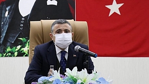 VALİ ATAY, CUMAYERİ'NDE MUHTARLARI DİNLEDİ