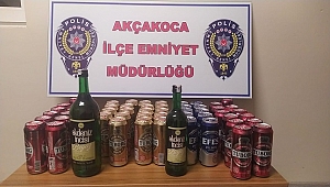 EVDE İÇKİ SATARKEN SUÇÜSTÜ YAKALANDI