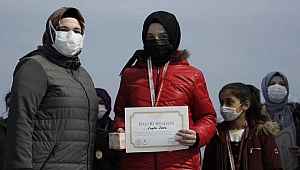 40 GÜNDE 40 HADİS EZBERLEDİLER