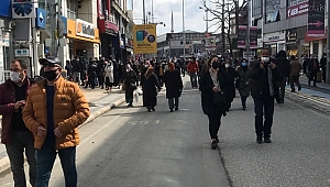 DÜZCE'DE CUMARTESİ GÜNÜ SOKAĞA ÇIKMAK SERBEST OLDU