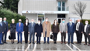 DÜZCE HEYETİNDEN RIFAT HİSARCIKLIOĞLU'NA ZİYARET
