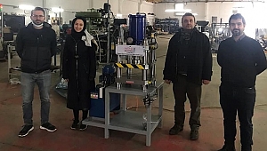 MEZUN OLDUĞU OKULDA, EMEĞİNİ MÜHENDİS ADAYLARINA HİBE ETTİ