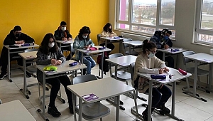 UĞUR BURSLULUK SINAVI YAPILDI