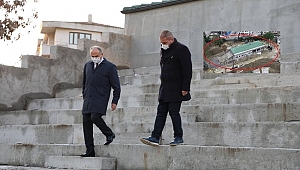 PARKTAKİ BETON YAPI GÖZE BATIYOR!