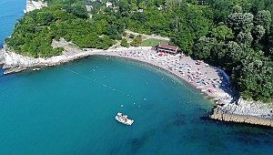 AKÇAKOCA'DA 2 PLAJA 'MAVİ BAYRAK'