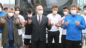 DÜZCESPOR DUALARLA UĞURLANDI