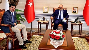 YUNUS ÖZAY ER'DEN DÜZCELİ VALİ USTAOĞLU'NA ZİYARET