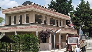 KAYNAŞLI'DA CAMİ ŞADIRVANINDA YIKIM GİBİ TADİLAT!