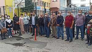 SATILIK OKULDA VELİLER İTİRAZ EDİYOR