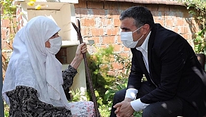 BİRİKTİRDİĞİ PARASINI AFETZEDELERE BAĞIŞLADI