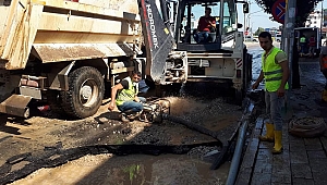 ÇOBAN'DA BORU PATLADI 13 MAHALLEDE SU KESİNTİSİ VAR