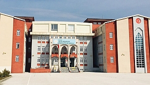 DÜZCE'DE İMAM HATİP OKULLARINDA YABANCI DİL DERSİ VERİLİYOR