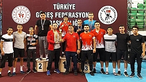 DÜZCE GÜREŞ TAKIMI 1. LİGE ÇIKTI