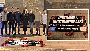 GECE 03.02'DE ANITPARK'TA DEPREM ŞEHİTLERİNİ ANDILAR