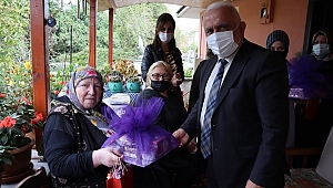 YAŞLILAR GÜNÜNDE ANLAMLI ZİYARET