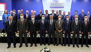 REKTÖR ÇAKAR İHTİSAS ÜNİVERSİTELERİ PERFORMANS İZLEME VE TECRÜBE PAYLAŞIM TOPLANTISINA KATILDI