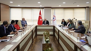 BAŞKAN ÖZLÜ, TÜBİTAK HEYETİ İLE BULUŞTU