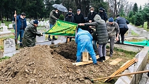 BELEDİYE MEZARLIK İŞLERİNDE SINIFTA KALDI