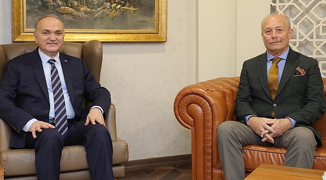 FARUK ÖZLÜ'DEN TERS KÖŞE HAREKET!