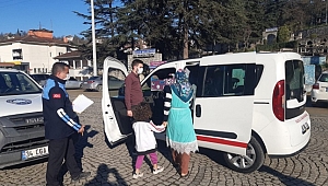 KARANTİNADA OLMASI GEREKİYORDU, DİLENİRKEN YAKALANDI