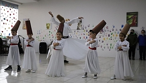 MİNİK SEMAZENLER MEVLANA’YI UNUTMADI