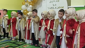 4-6 YAŞ KUR'AN KURSU'NDA TAÇ GİYME TÖRENİ