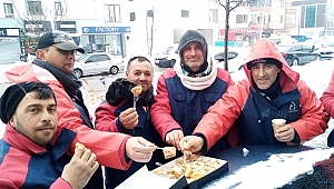 ESNAFLARDAN, EKİPLERE ‘KAR TEMİZLİĞİ’ TEŞEKKÜRÜ