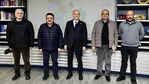 TRAFİĞE KAPALI CADDE ESNAFININ MAĞDURİYETİ ÇÖZÜLECEK Mİ?
