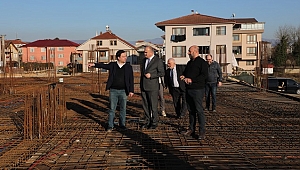FARUK ÖZLÜ OKUL İNŞAATLARINI DENETLEDİ