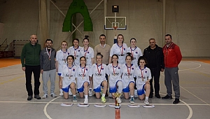 GENÇ KIZLAR BASKETBOLDA DÜZCE FİNALLERE KALDI