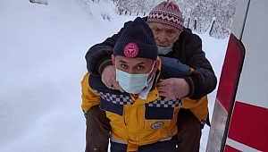 O GÖREVLİ YILIN SAĞLIK ÇALIŞANI SEÇİLDİ