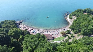 AKÇAKOCA'DA 2 PLAJA MAVİ BAYRAK