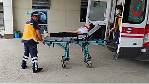 SINAV STRESİYLE DÜŞTÜ, KAFASI YARILDI
