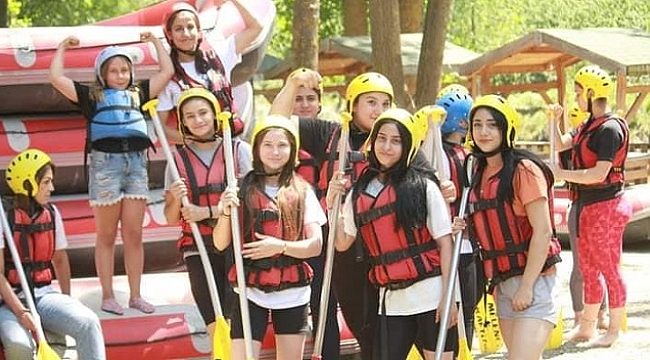 HALTER MİLLİ TAKIMI RAFTİNG YAPTI