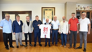 DÜZCESPOR'DAN REKTÖRE ZİYARET
