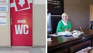 ÖNCE “MÜDÜR WC” YAZILMIŞ, SONRA SÖKÜLMÜŞ!