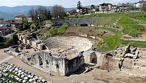 TURİZMDE HALA EMEKLİYORUZ