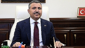 ATATÜRK BÜTÜN İNSANLIĞIN SEVGİSİNİ KAZANMIŞ BİR LİDERDİR
