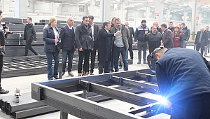 DÜZCE'DEN AFET BÖLGESİNE GÜNDE 100 KONTEYNER